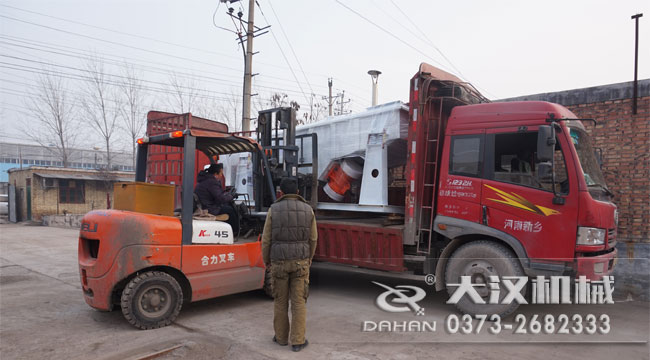 寶珠砂直線振動篩分機